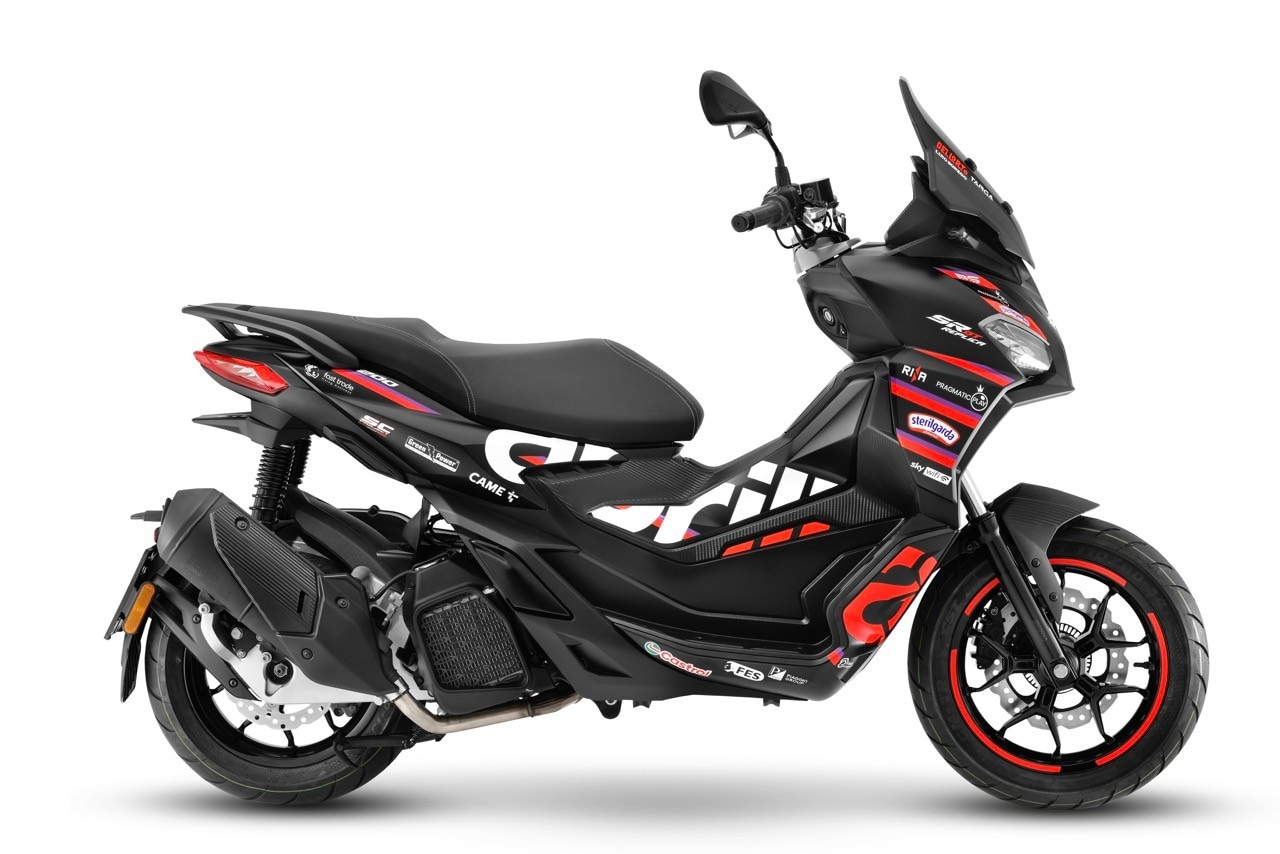 ApriliaSR GT Replica 2025: lo scooter con le grafiche della MotoGP